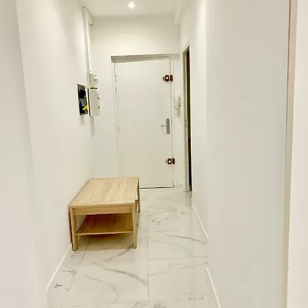 Lesjardinsfleuris Apartment *
